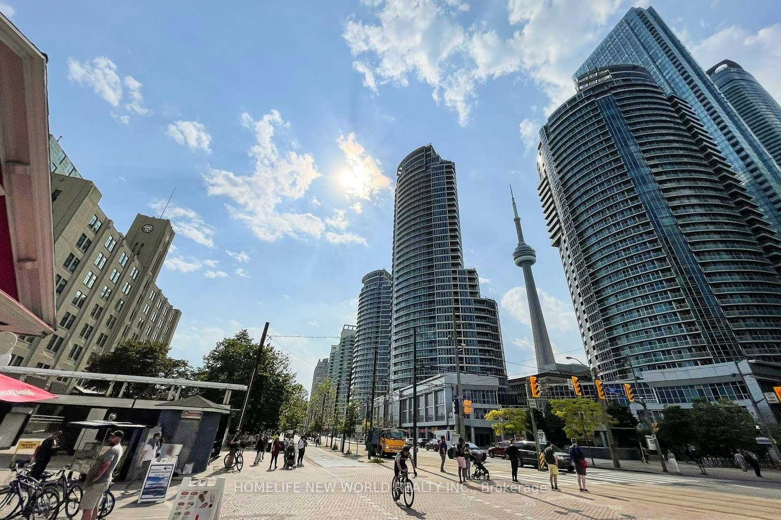 1602-77 Harbour Square, Toronto, ON, M5J 2S2