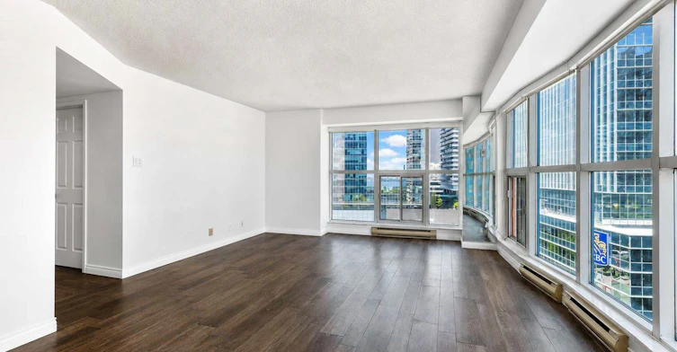 1602-77 Harbour Square, Toronto, ON, M5J 2S2 - 9