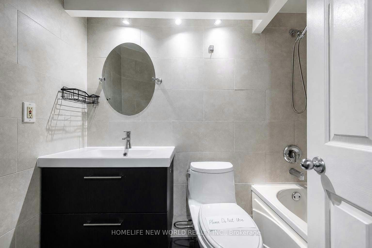 1602-77 Harbour Square, Toronto, ON, M5J 2S2 - 24