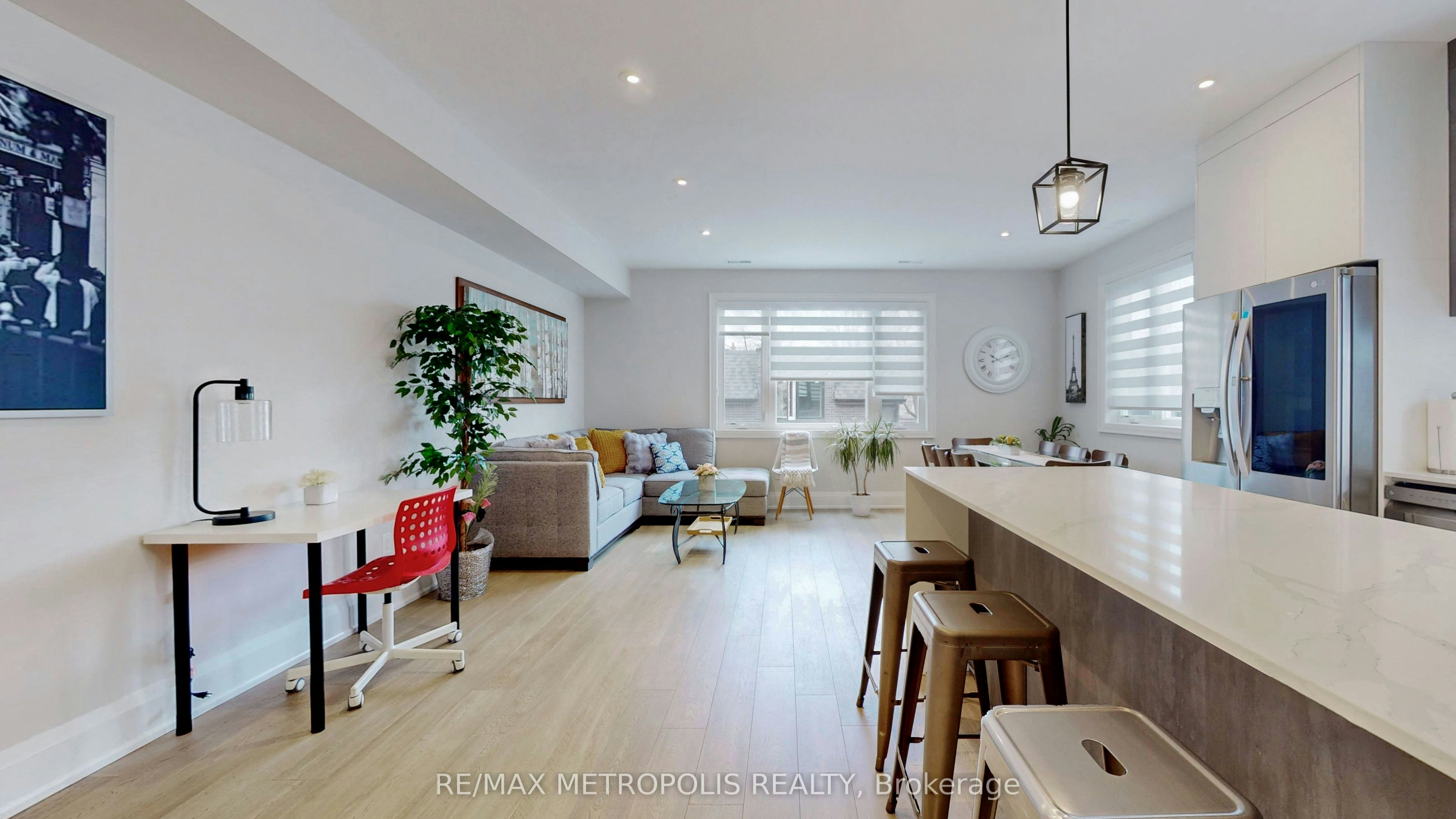2&3 Floor-165 Manning Avenue, Toronto, ON, M6J 2K6 - 9