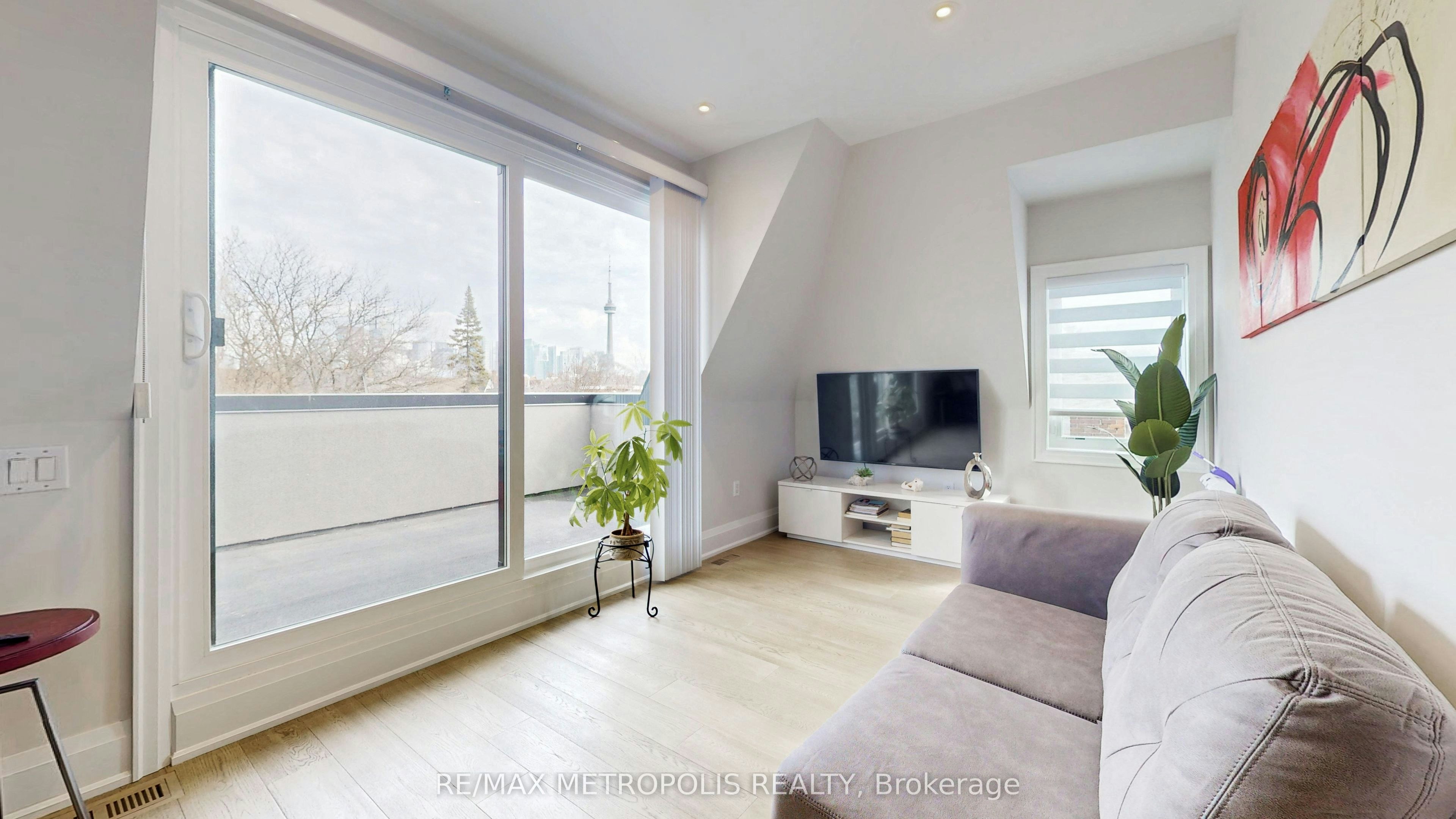 2&3 Floor-165 Manning Avenue, Toronto, ON, M6J 2K6 - 29