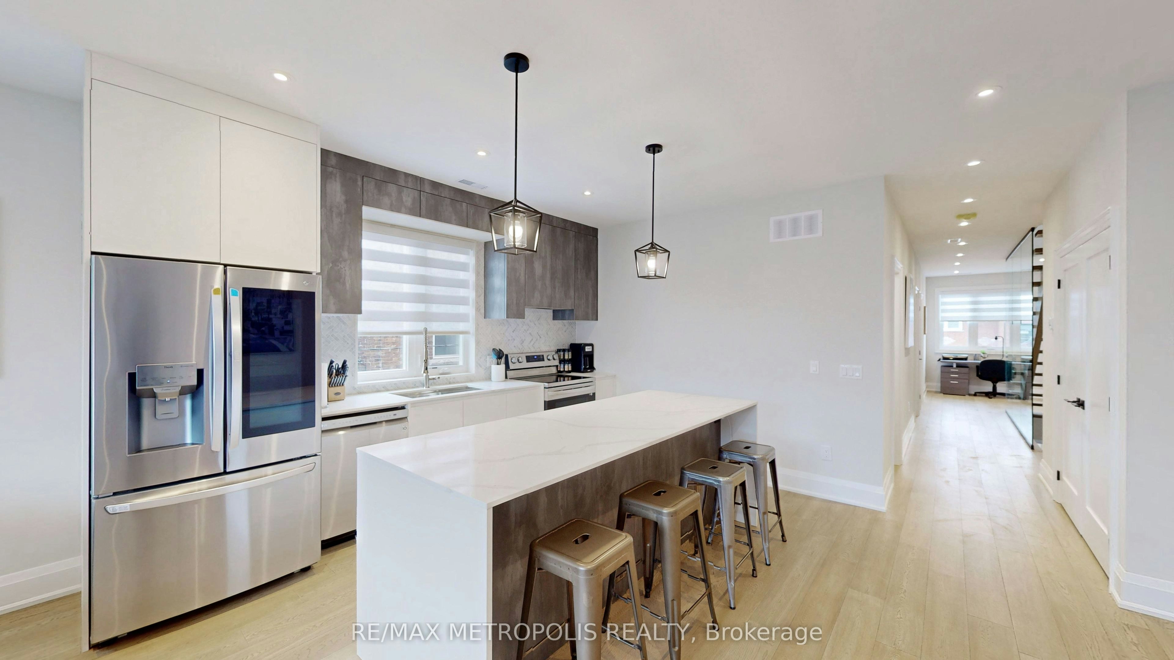 2&3 Floor-165 Manning Avenue, Toronto, ON, M6J 2K6 - 18