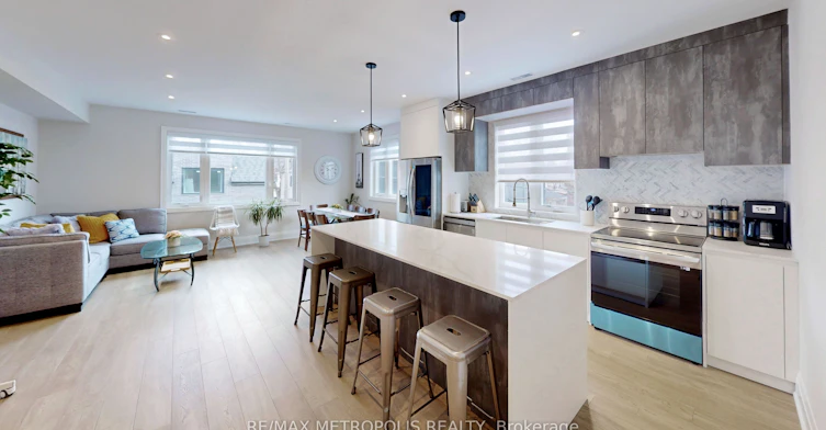 2&3 Floor-165 Manning Avenue, Toronto, ON, M6J 2K6 - 17
