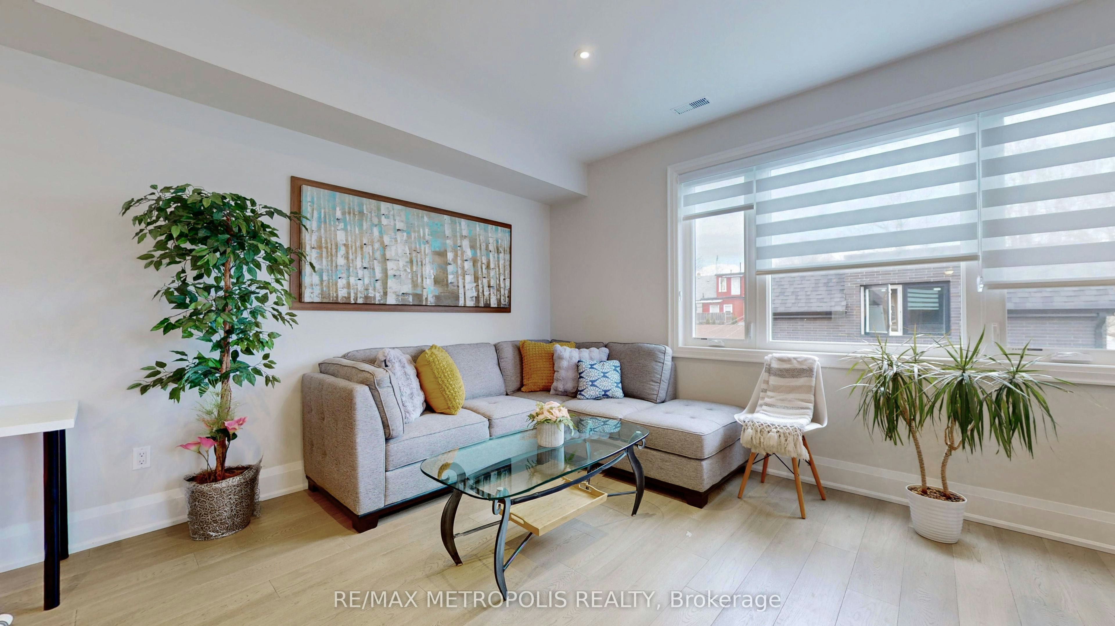 2&3 Floor-165 Manning Avenue, Toronto, ON, M6J 2K6 - 10