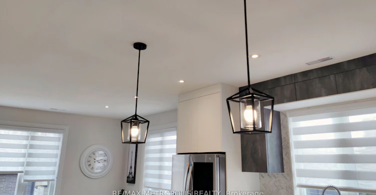 2&3 Floor-165 Manning Avenue, Toronto, ON, M6J 2K6 - 21