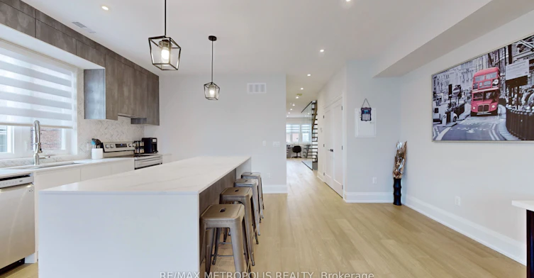 2&3 Floor-165 Manning Avenue, Toronto, ON, M6J 2K6 - 16