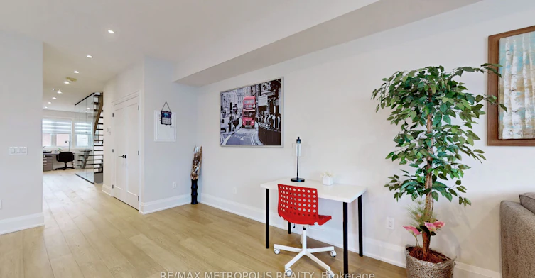2&3 Floor-165 Manning Avenue, Toronto, ON, M6J 2K6 - 14