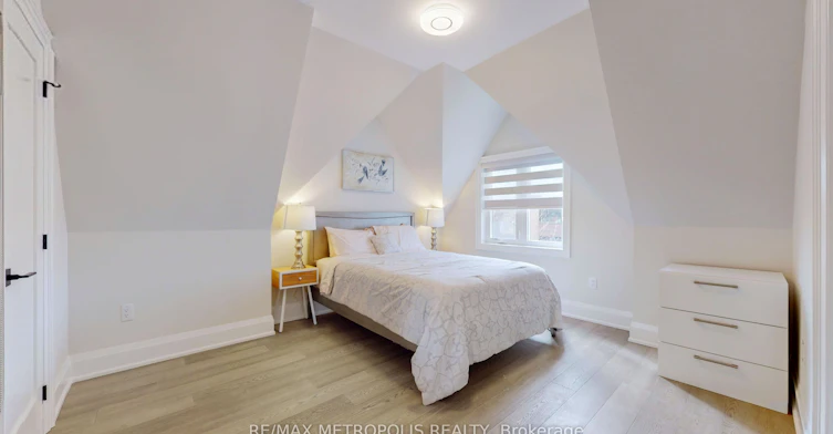 2&3 Floor-165 Manning Avenue, Toronto, ON, M6J 2K6 - 24