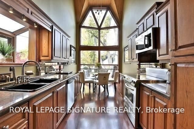 585 Balliol Street, Toronto, ON, M4S 1E1 - 4
