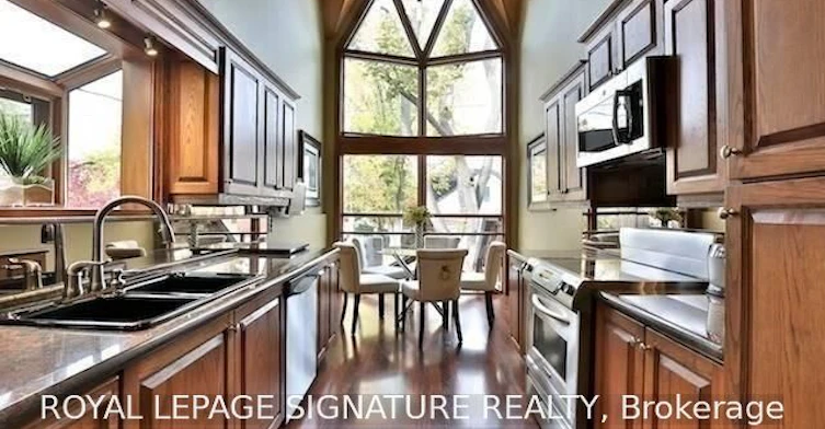 585 Balliol Street, Toronto, ON, M4S 1E1 - 4