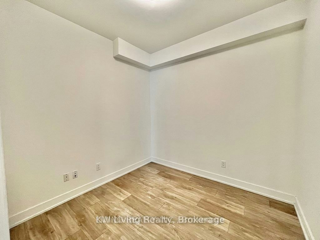 302-80 Vanauley Street, Toronto, ON, M5T 0C9 - 10