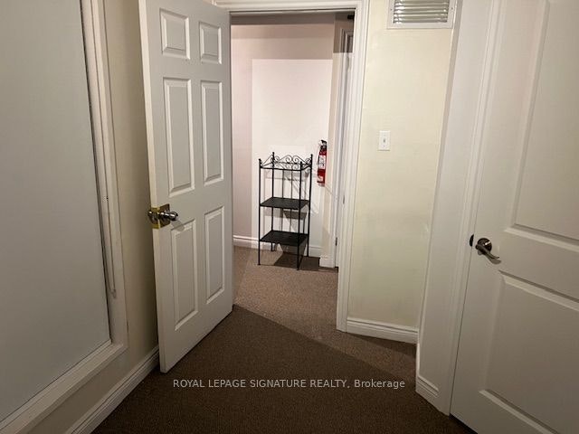 Lower-208 Carlton Street, Toronto, ON, M5A 2L1 - 31
