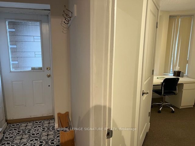 Lower-208 Carlton Street, Toronto, ON, M5A 2L1 - 29