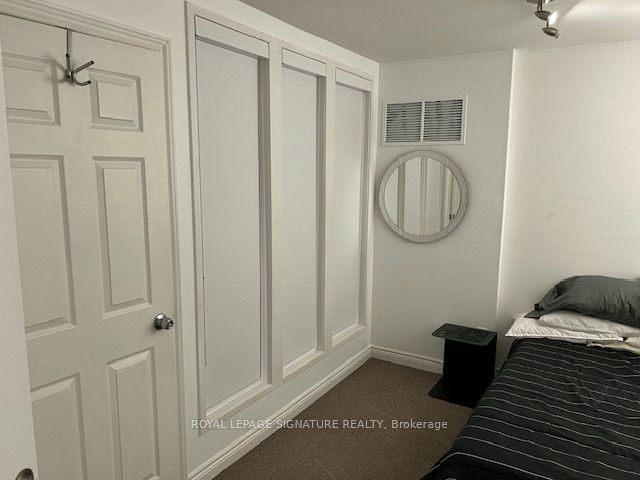 Lower-208 Carlton Street, Toronto, ON, M5A 2L1 - 22