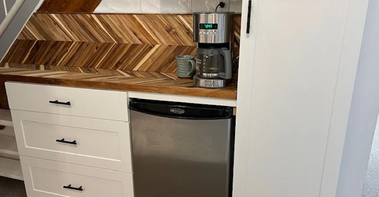 Lower-208 Carlton Street, Toronto, ON, M5A 2L1 - 6