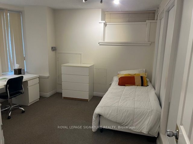 Lower-208 Carlton Street, Toronto, ON, M5A 2L1 - 27