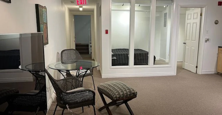 Lower-208 Carlton Street, Toronto, ON, M5A 2L1 - 26
