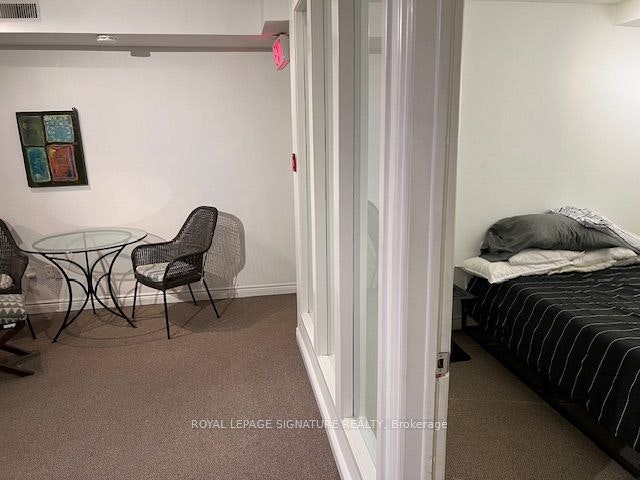 Lower-208 Carlton Street, Toronto, ON, M5A 2L1 - 21