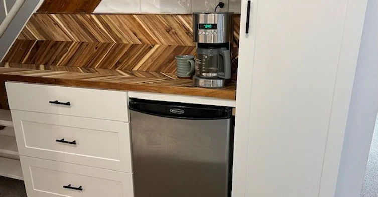 Lower-208 Carlton Street, Toronto, ON, M5A 2L1 - 6