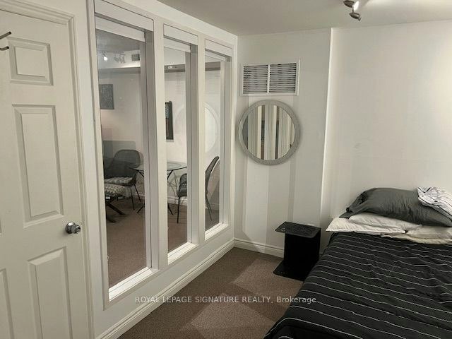 Lower-208 Carlton Street, Toronto, ON, M5A 2L1 - 23