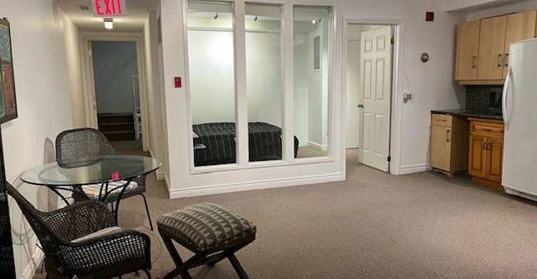 Lower-208 Carlton Street, Toronto, ON, M5A 2L1 - 25