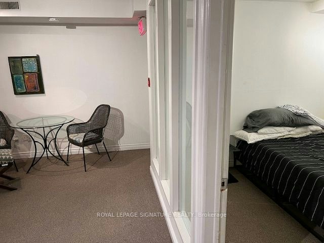 Lower-208 Carlton Street, Toronto, ON, M5A 2L1 - 21