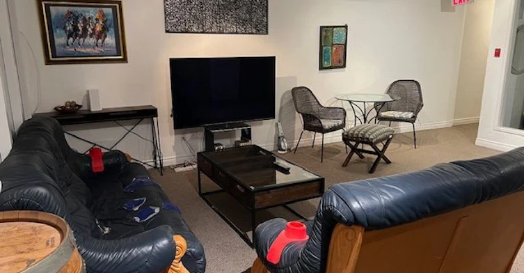 Lower-208 Carlton Street, Toronto, ON, M5A 2L1 - 16