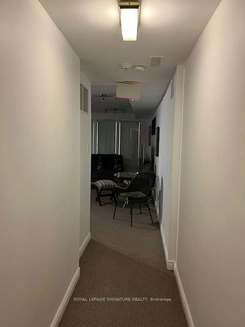 Lower-208 Carlton Street, Toronto, ON, M5A 2L1 - 8