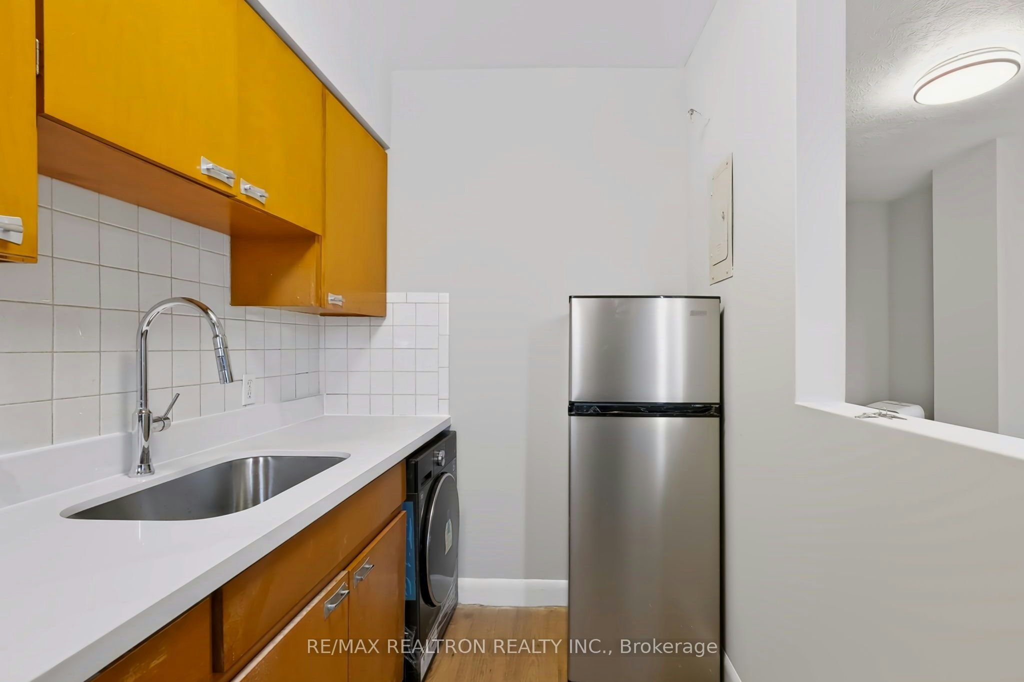 3-3232 Yonge Street, Toronto, ON, M4N 2L4 - 7