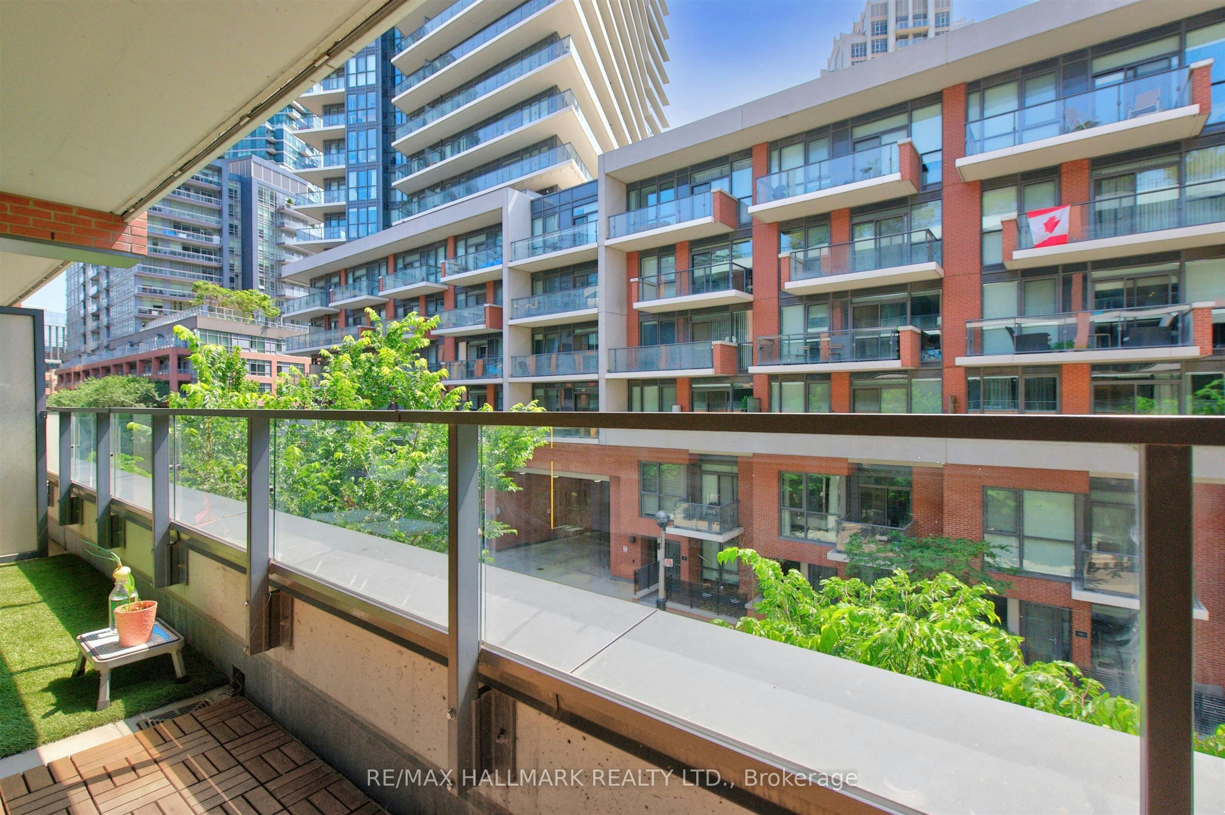 320-50 Bruyeres Mews, Toronto, ON, M5V 0G8 - 19