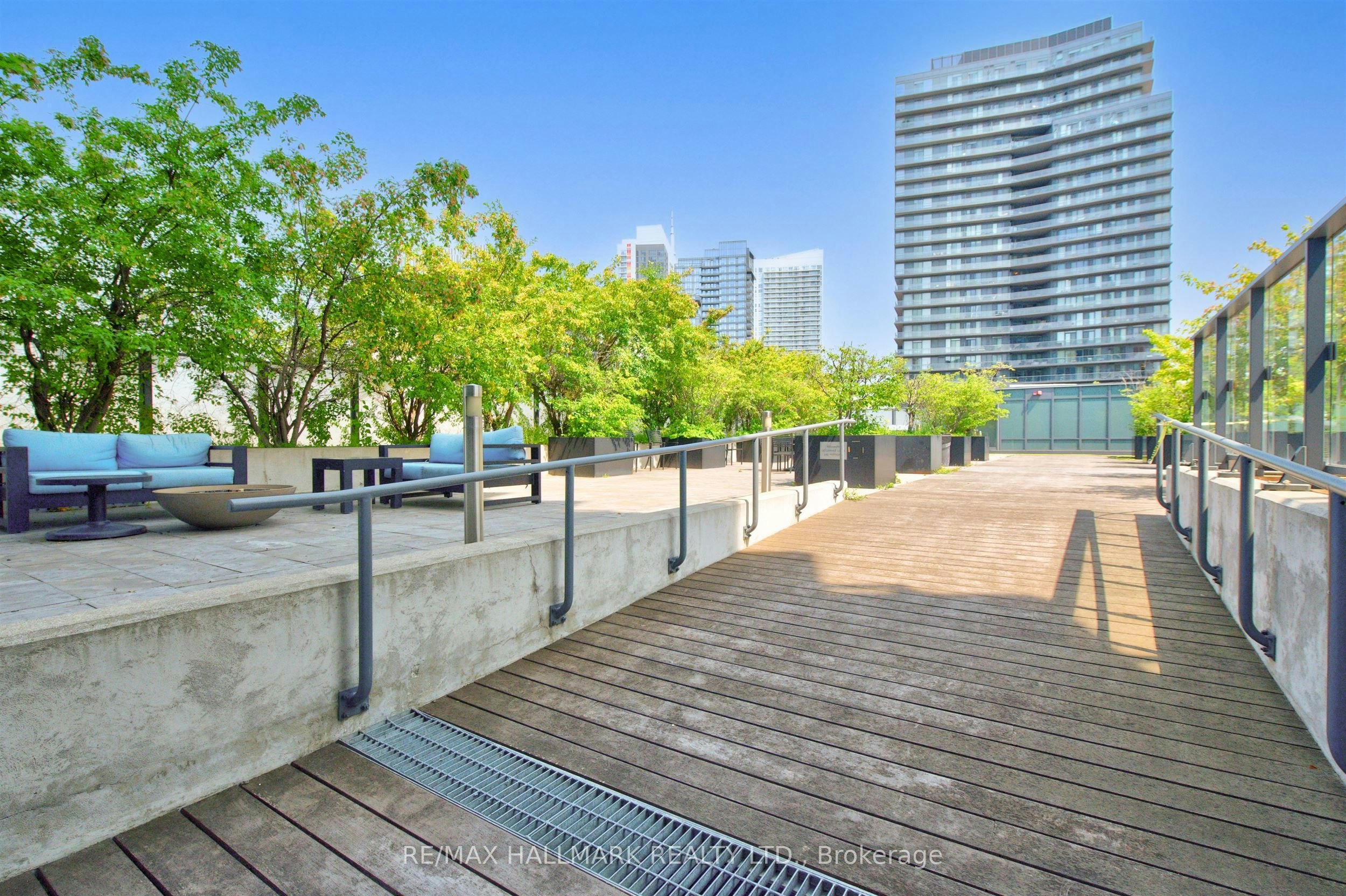 320-50 Bruyeres Mews, Toronto, ON, M5V 0G8 - 28