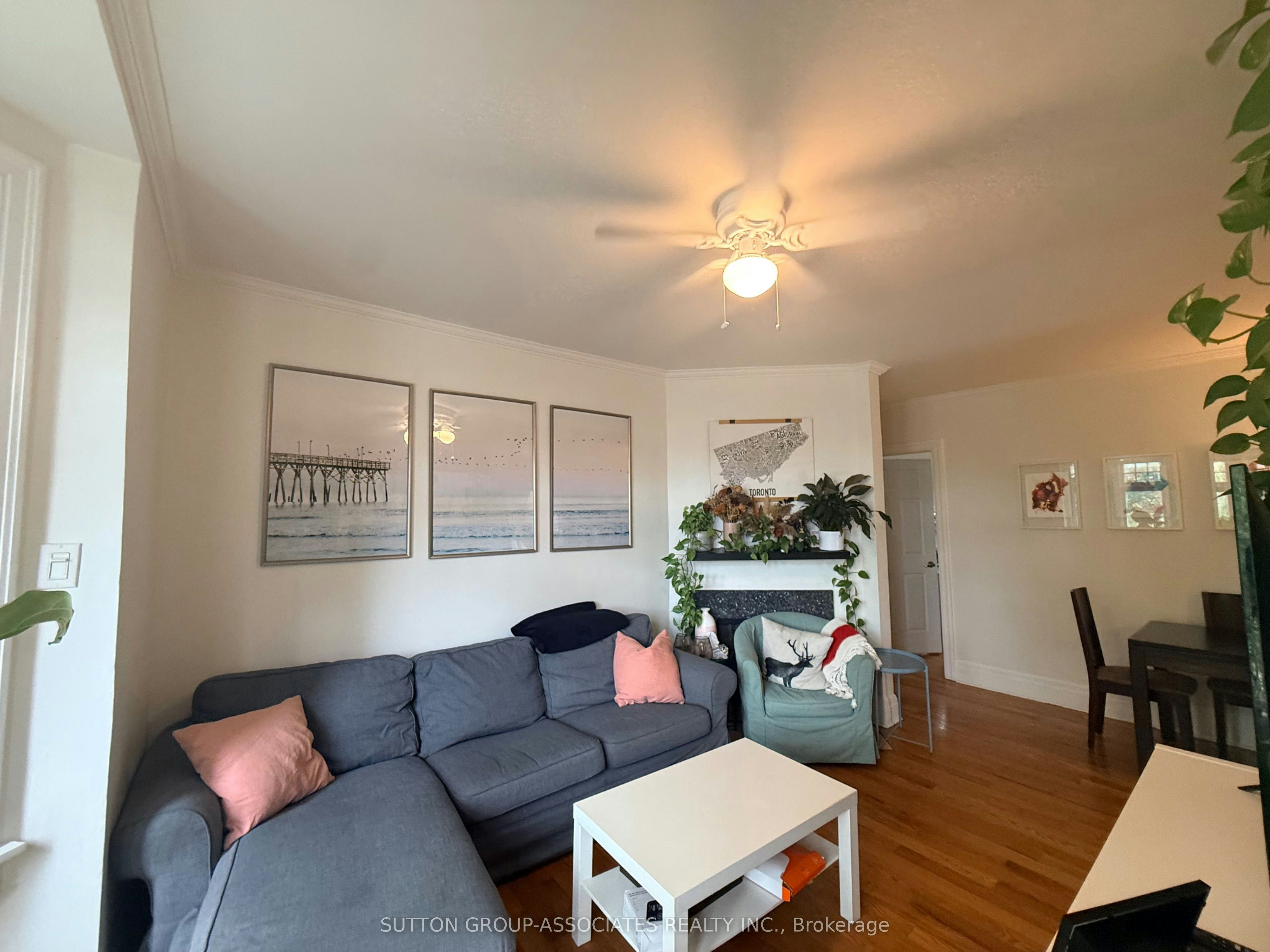 Upper-184 Madison Avenue, Toronto, ON, M5R 2S5 - 4