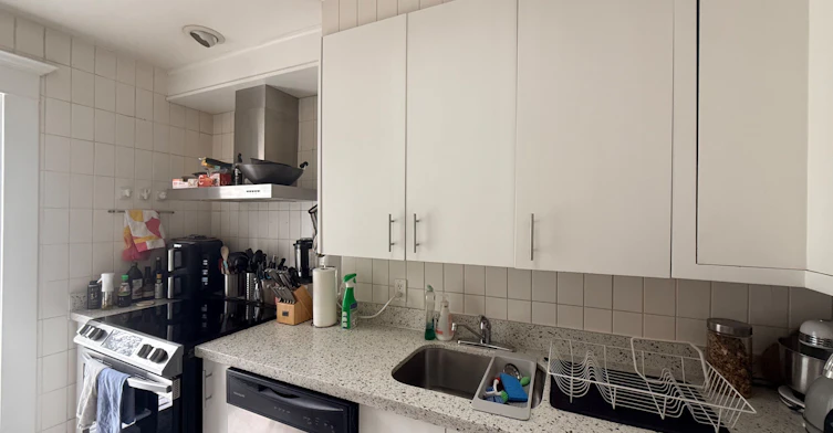Upper-184 Madison Avenue, Toronto, ON, M5R 2S5 - 12