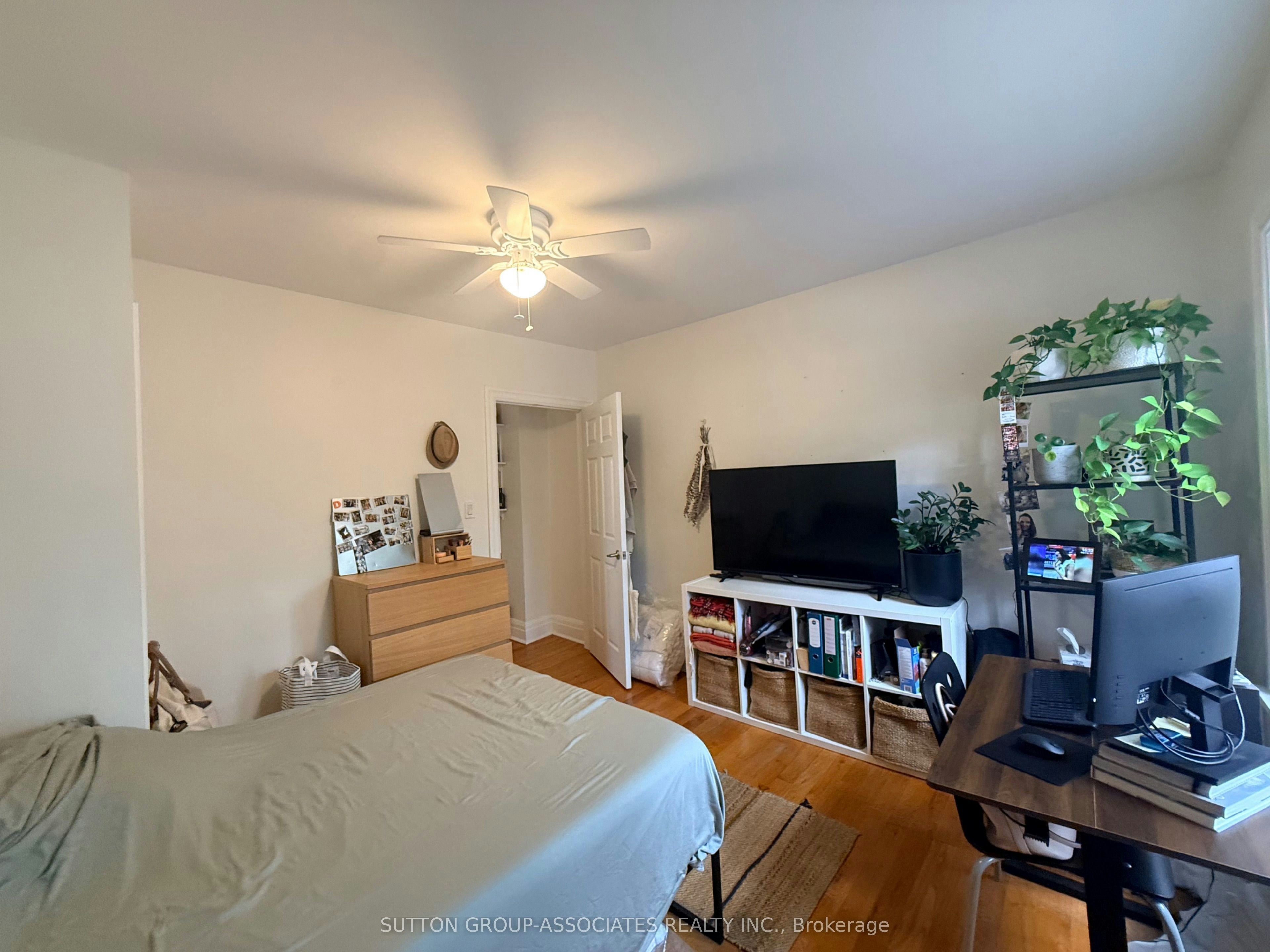 Upper-184 Madison Avenue, Toronto, ON, M5R 2S5 - 22