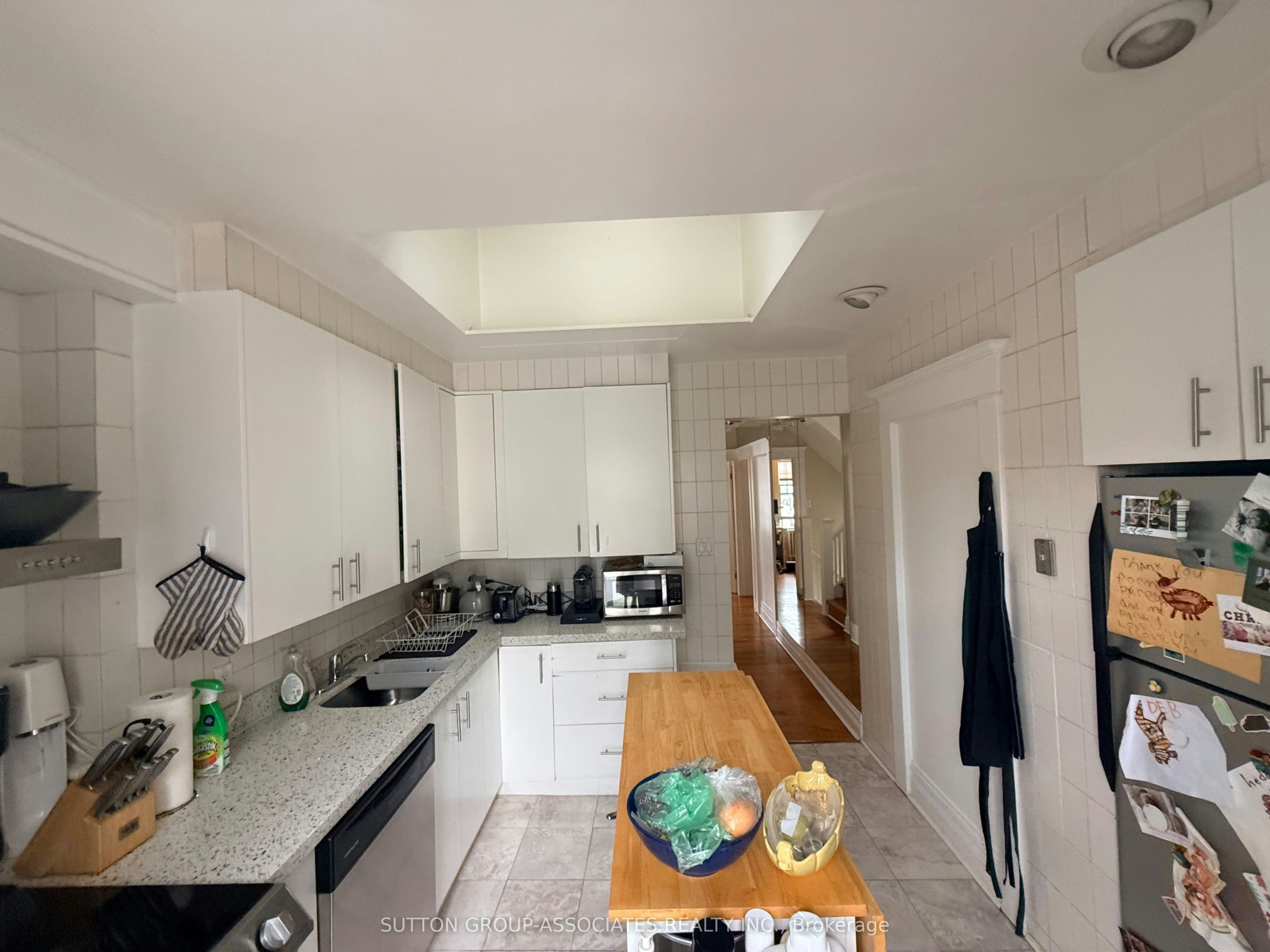 Upper-184 Madison Avenue, Toronto, ON, M5R 2S5 - 13