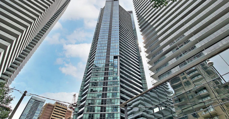 2601-45 Charles Street S, Toronto, ON, M4Y 1S2 - 2