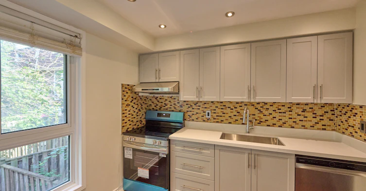 169RC-169 Rusty Crest Way, Toronto, ON, M2J 2Y5 - 7