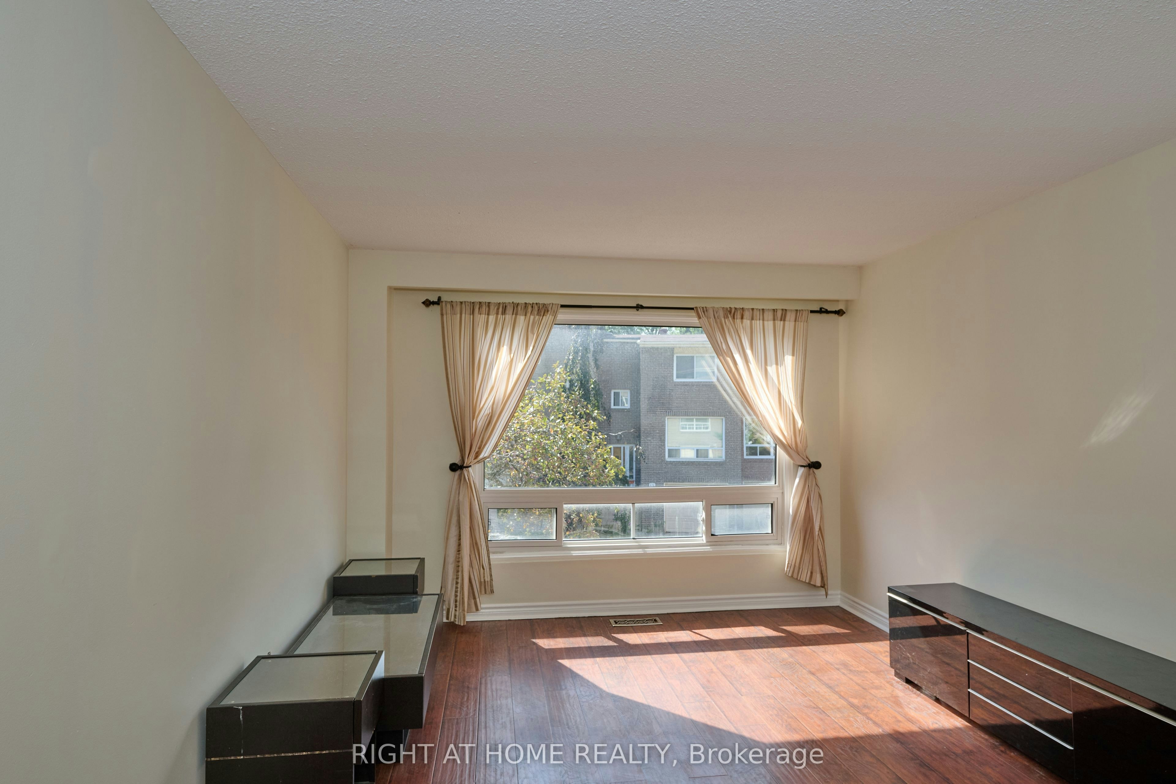 169RC-169 Rusty Crest Way, Toronto, ON, M2J 2Y5 - 2