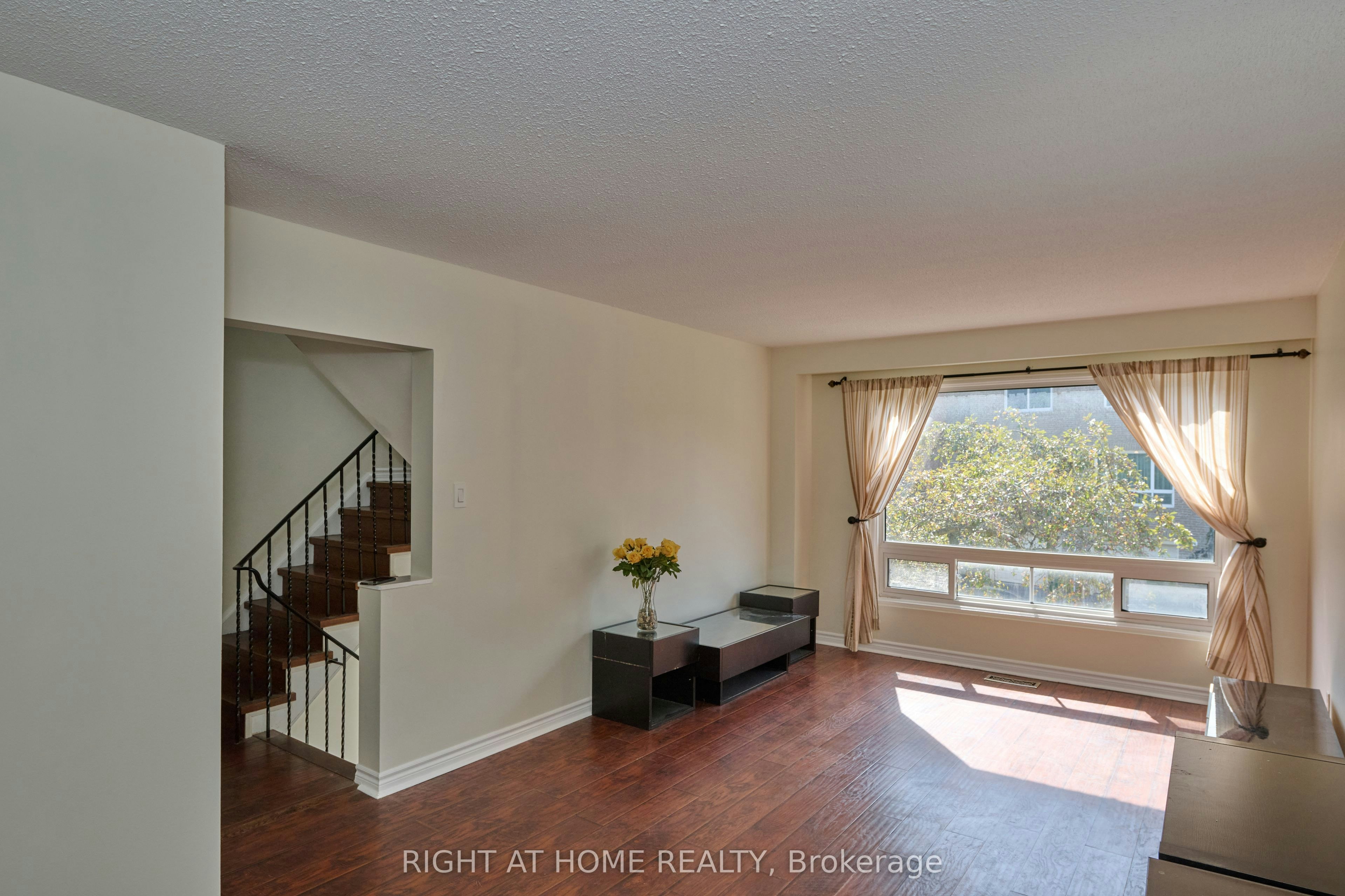 169RC-169 Rusty Crest Way, Toronto, ON, M2J 2Y5 - 3