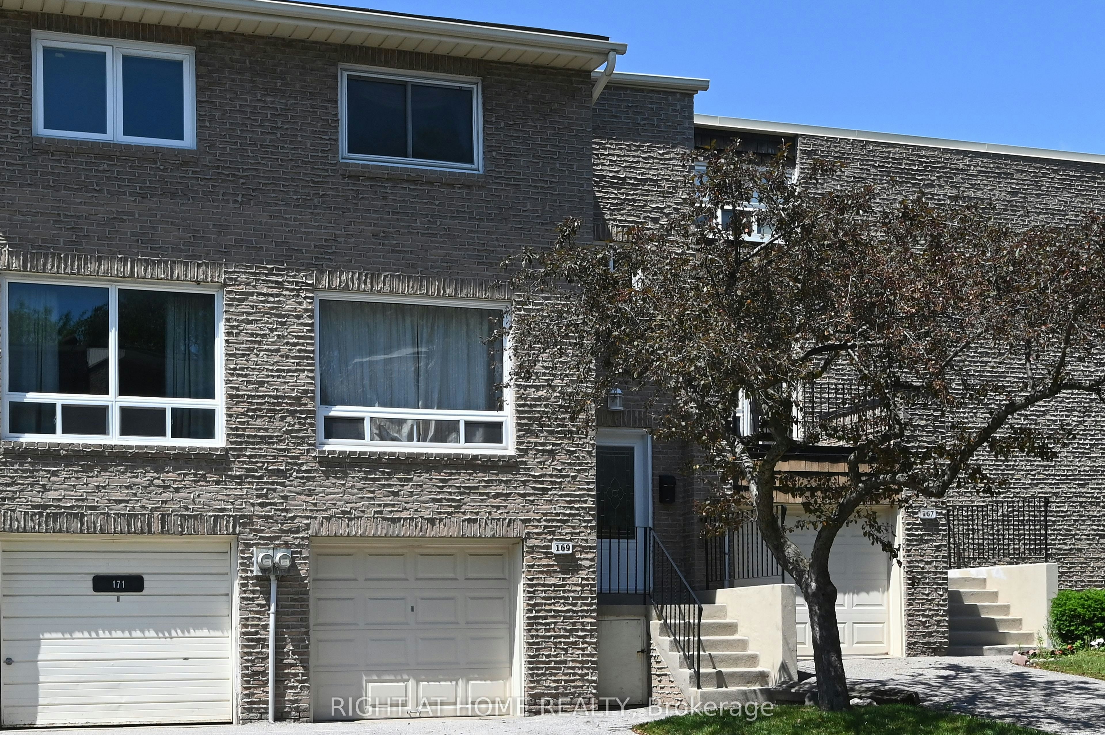 169RC-169 Rusty Crest Way, Toronto, ON, M2J 2Y5