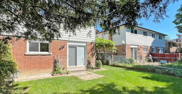 Lower-137 Angus Drive, Toronto, ON, M2J 2W9 - 12