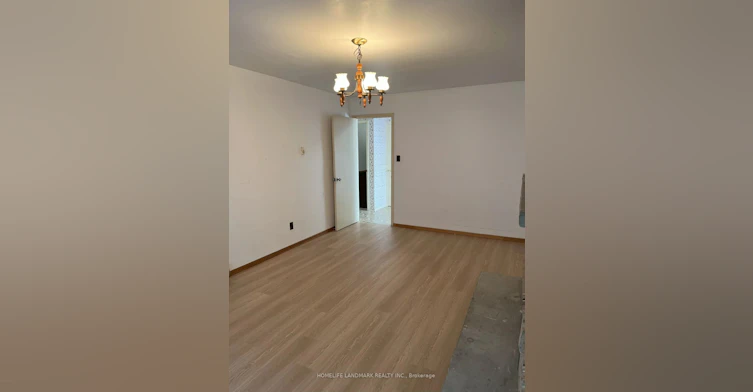 Lower-137 Angus Drive, Toronto, ON, M2J 2W9 - 5