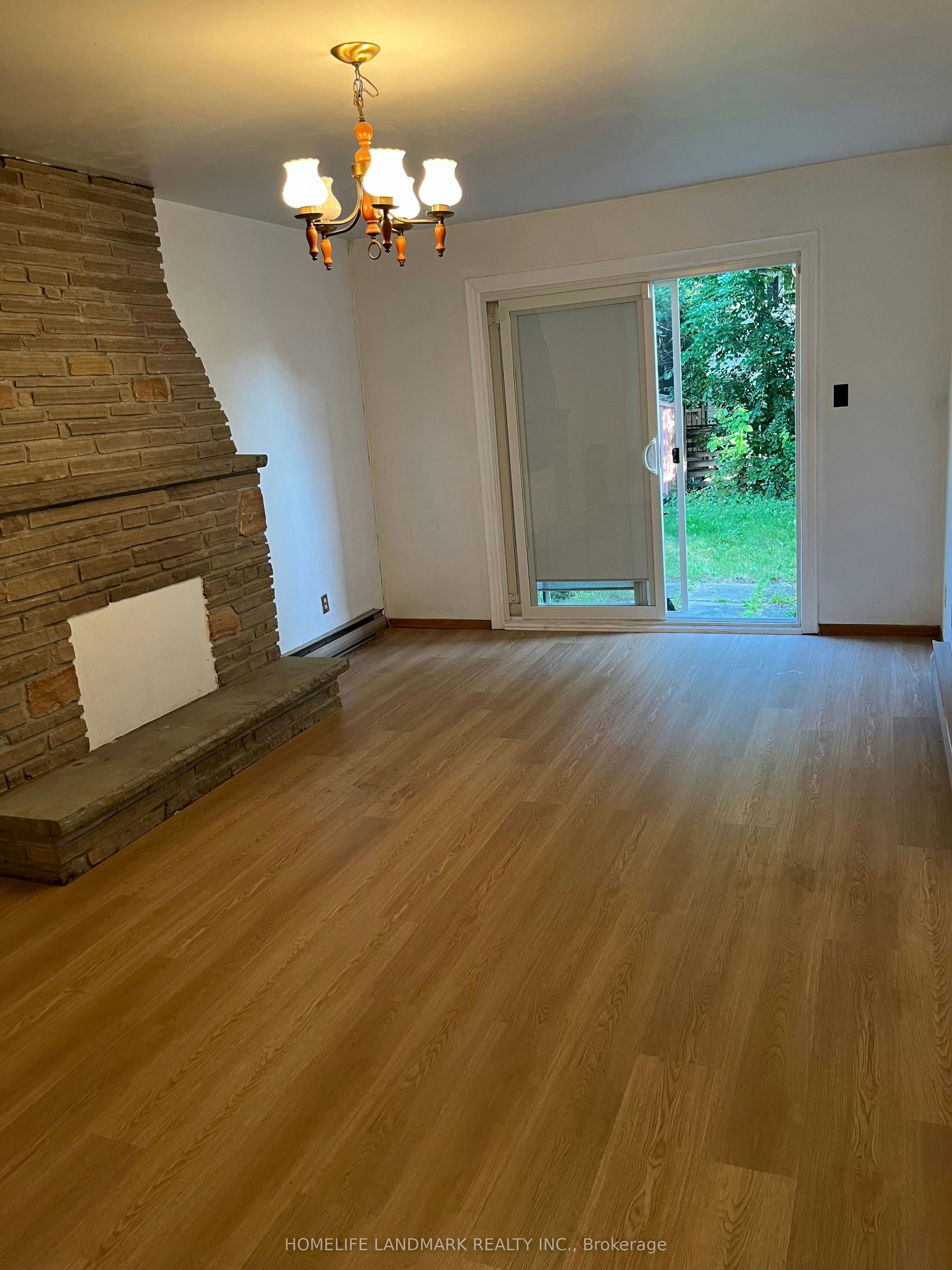 Lower-137 Angus Drive, Toronto, ON, M2J 2W9 - 5
