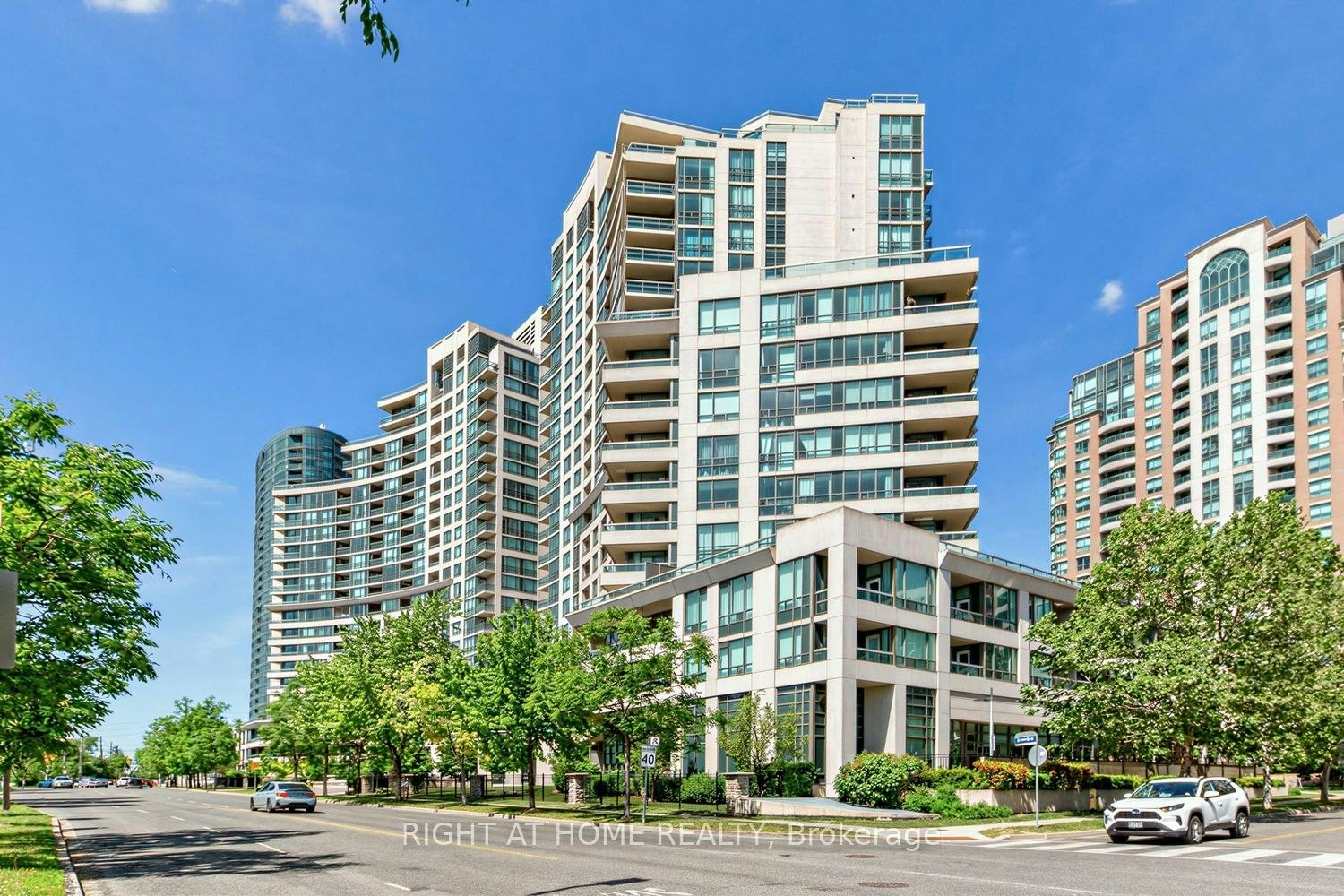 107-509 Beecroft Avenue, Toronto, ON, M2N 0A3