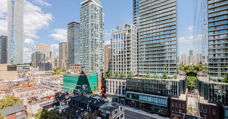 909-5 St Joseph Street, Toronto, ON, M4Y 0B6 - 25