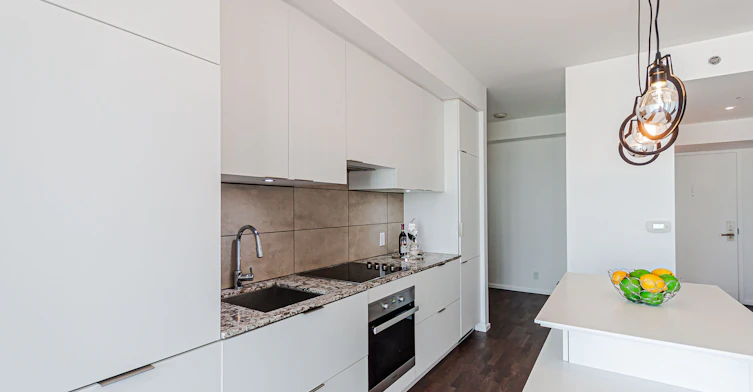 909-5 St Joseph Street, Toronto, ON, M4Y 0B6 - 11