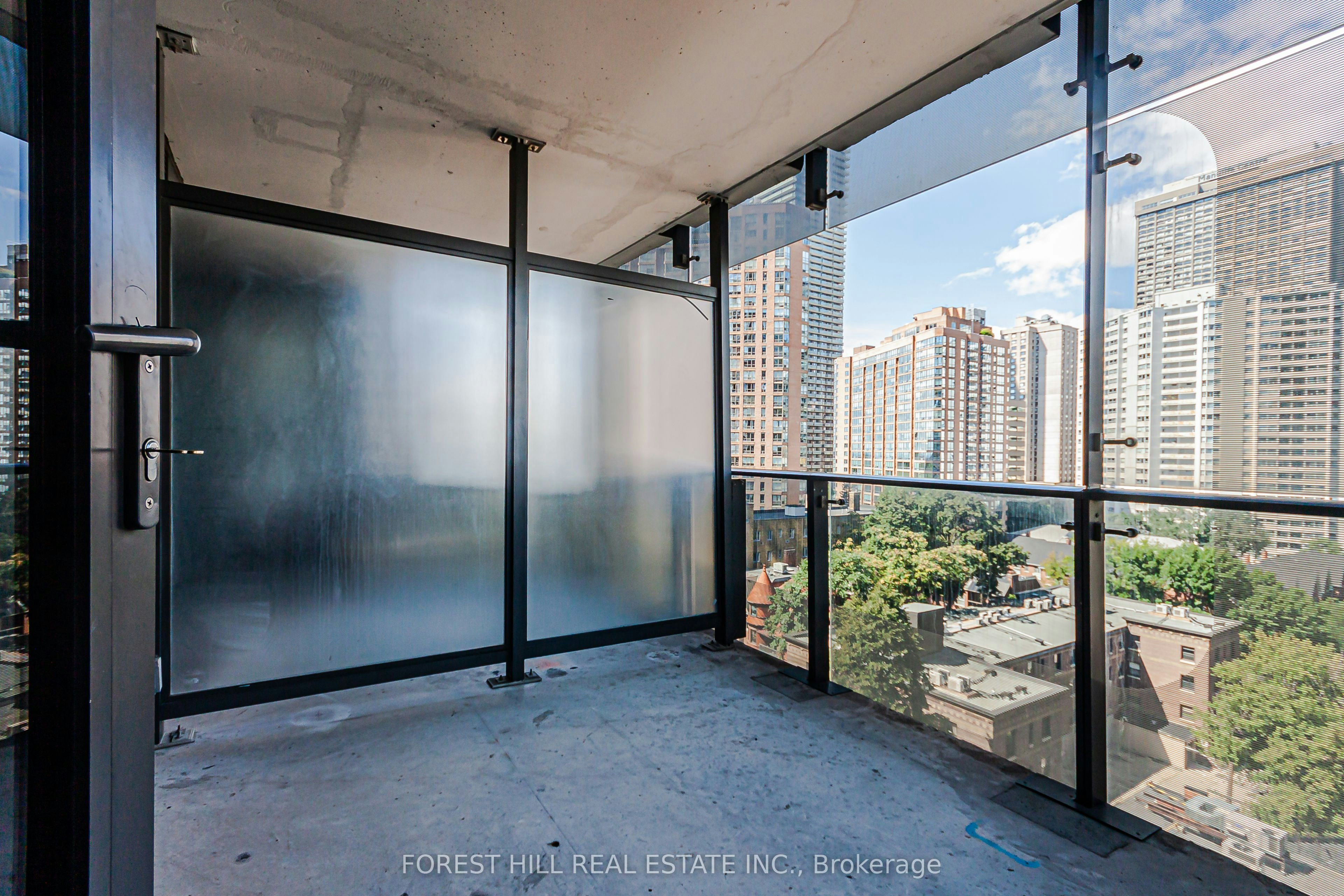 909-5 St Joseph Street, Toronto, ON, M4Y 0B6 - 24