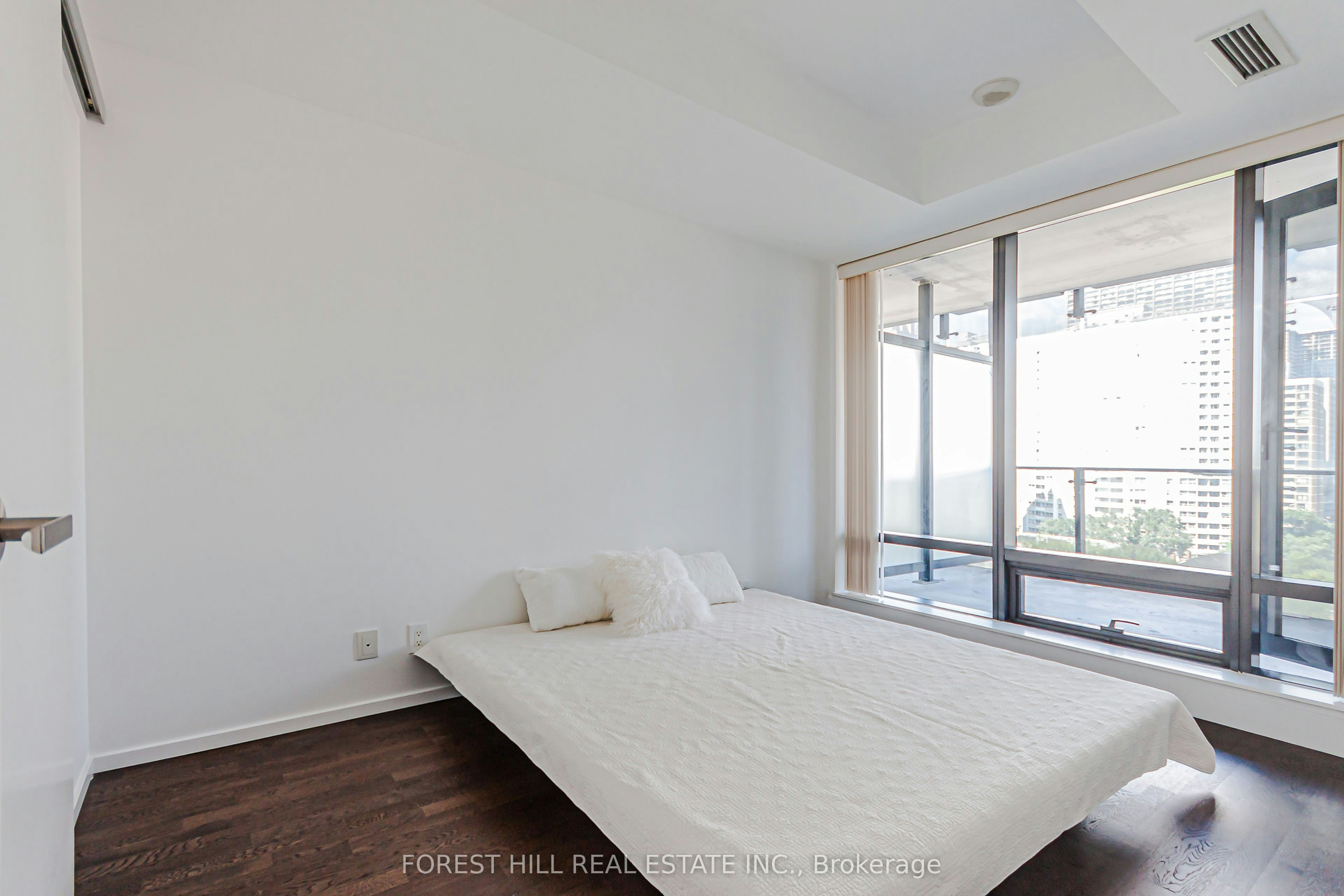 909-5 St Joseph Street, Toronto, ON, M4Y 0B6 - 21