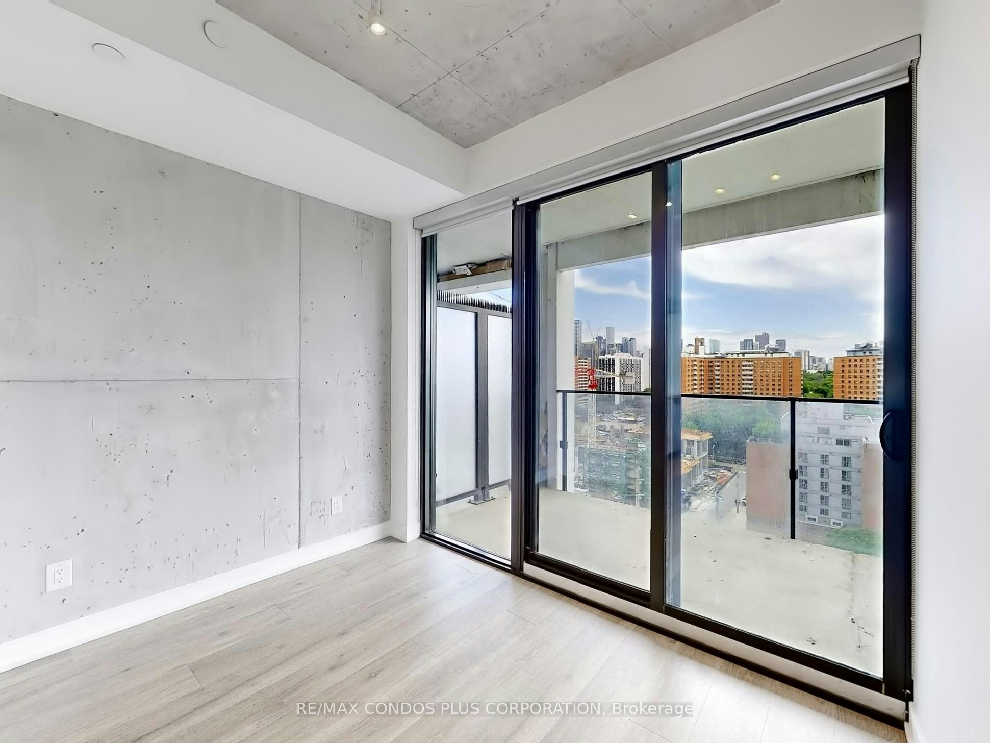 1110-55 Ontario Street, Toronto, ON, M5J 2V3 - 11