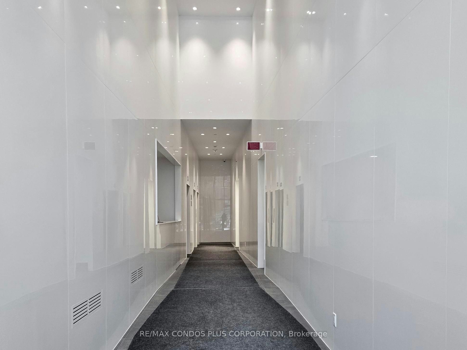 1110-55 Ontario Street, Toronto, ON, M5J 2V3 - 4